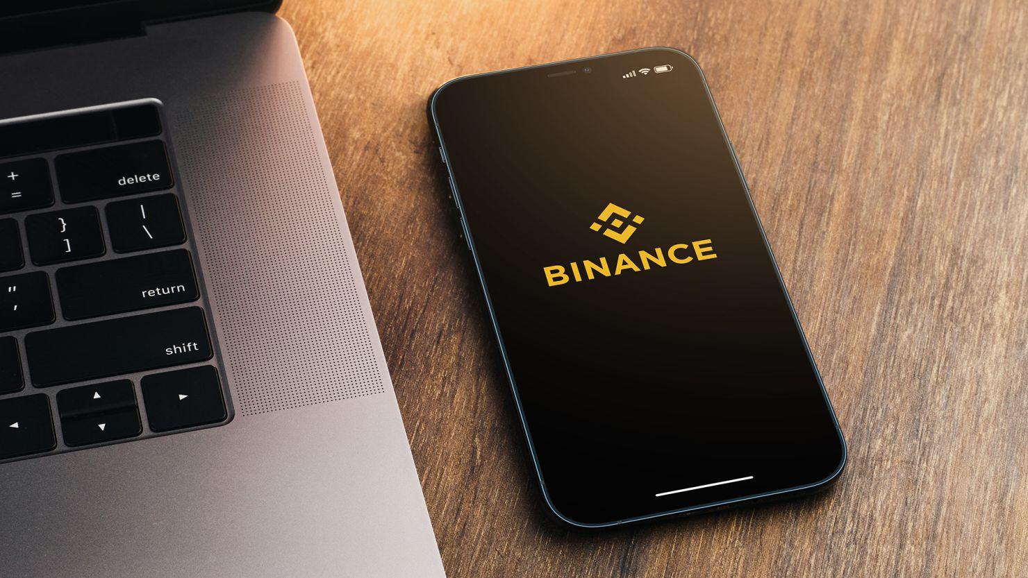 Gastos com Compliance Superam US$ 200 Milhões, Binance Contrata 1.000 Pessoas