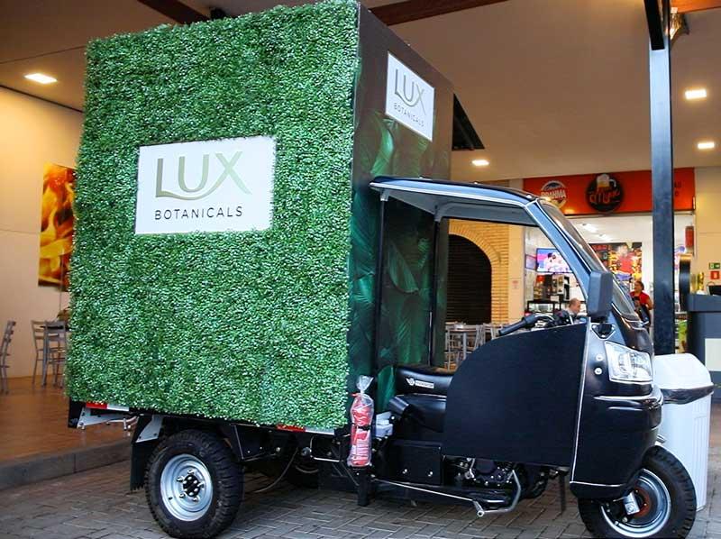 Lux Botanicals leva produtos até os consumidores em nova ação da marca
