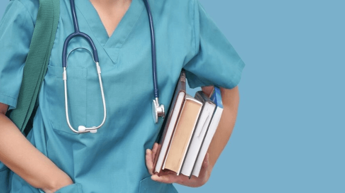 Ação da Ser Educacional Pode Triplicar com Aprovação de Novas Vagas de Medicina, Afirma JP Morgan