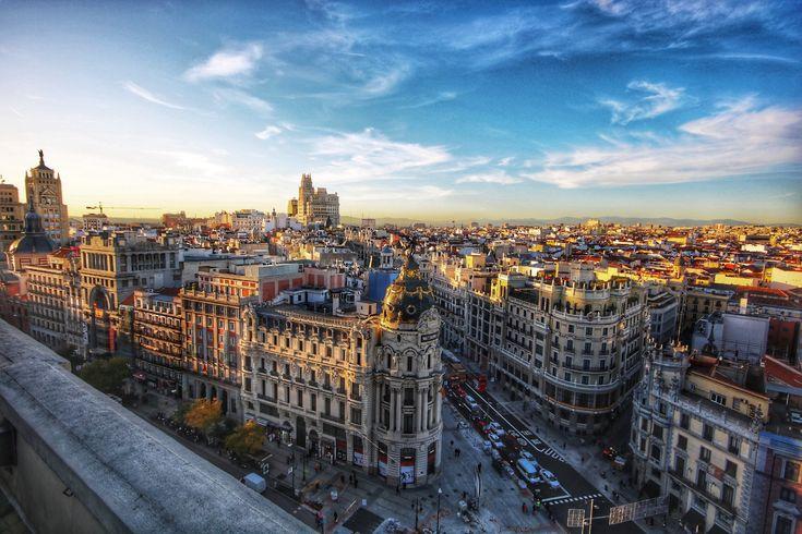 Europa deve faturar recorde de R$ 4,7 trilhões com turistas neste verão