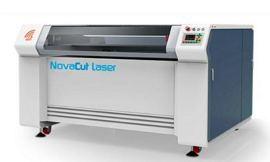 Akad traz inovações ao mercado com nova máquina a laser.