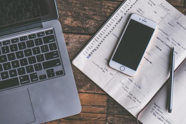 INTELIGÊNCIA DE NEGÓCIOS COMO DIFERENCIAL COMPETITIVO