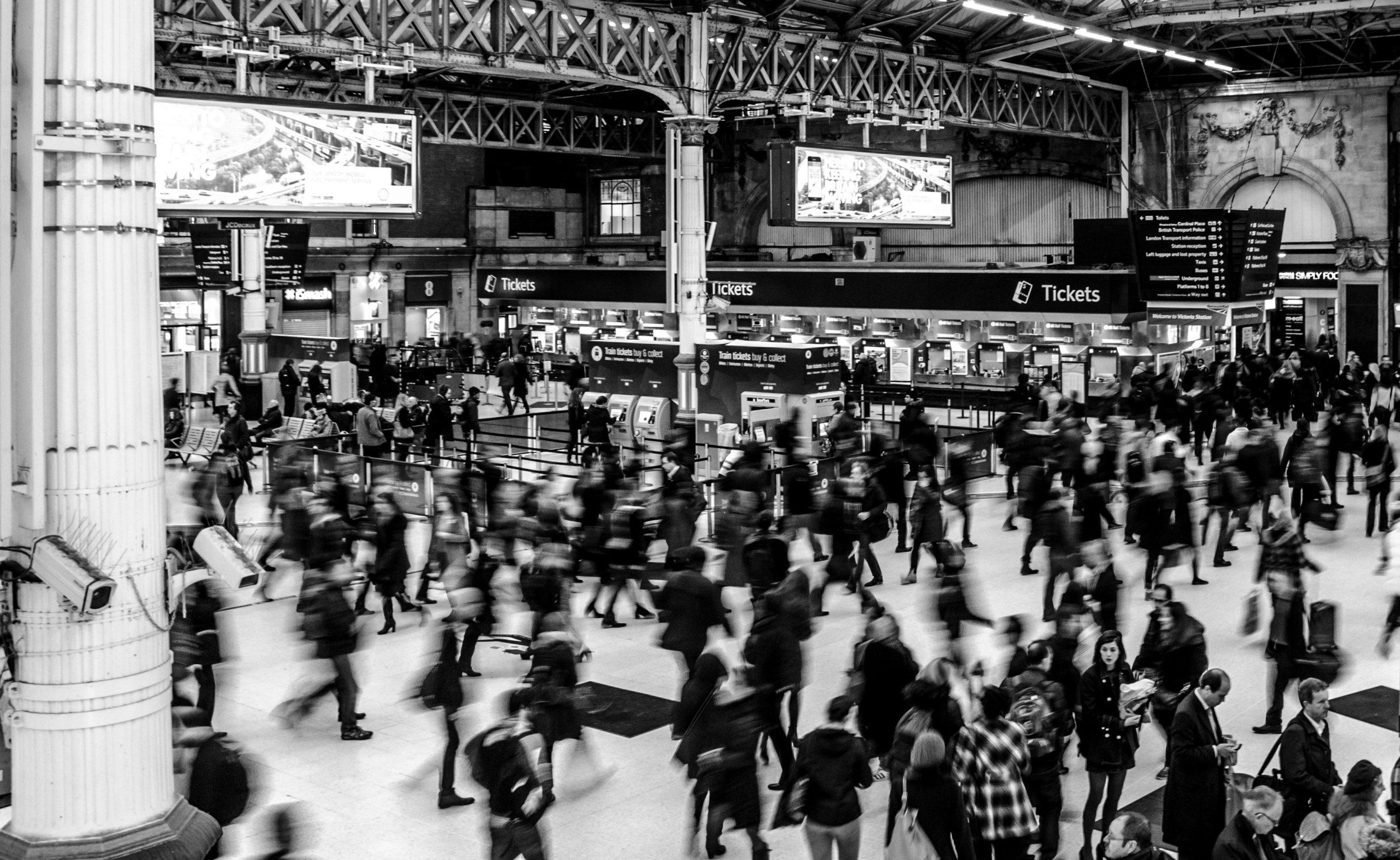 JCDecaux Promove Instalação Inédita De Mobiliários Digitais