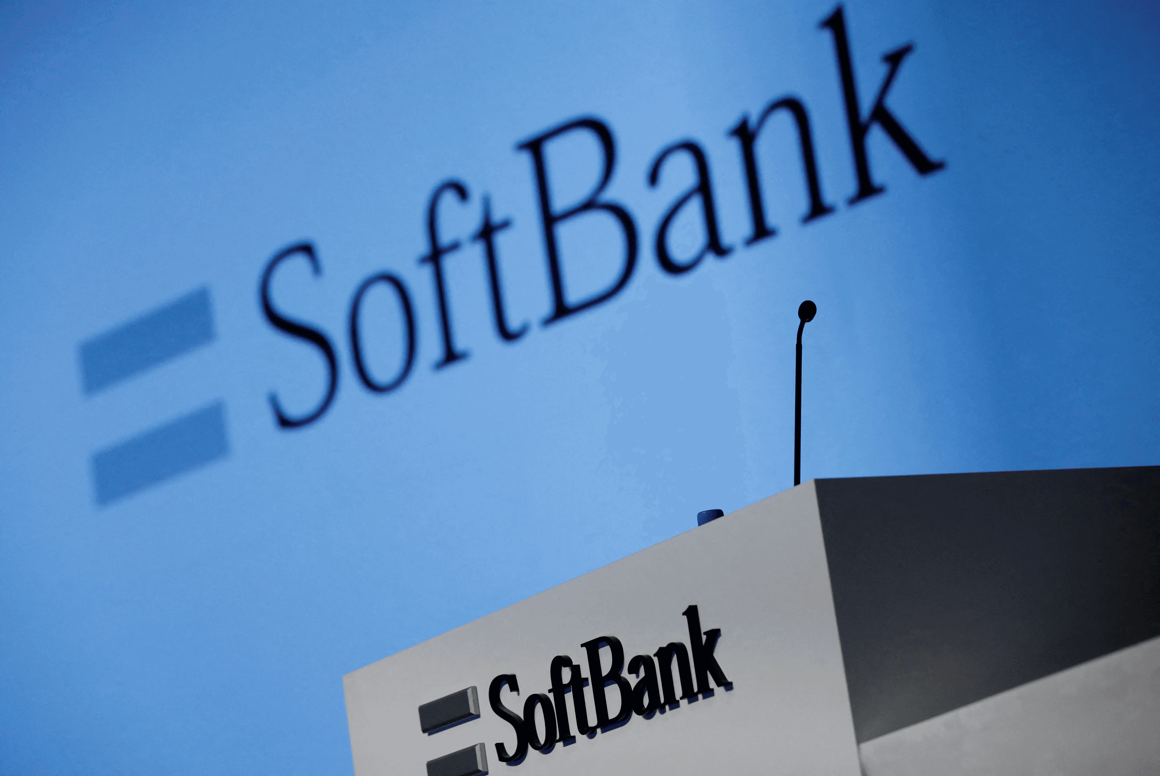 Softbank promete investir US$ 100 bilhões em IA nos Estados Unidos