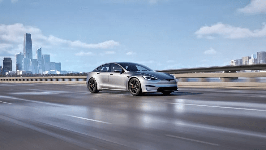 Investigação da NHTSA pode afetar futuros lançamentos de carros autônomos Tesla