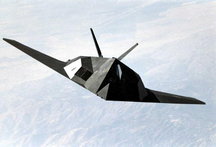 O avião invisível que ninguém viu chegar